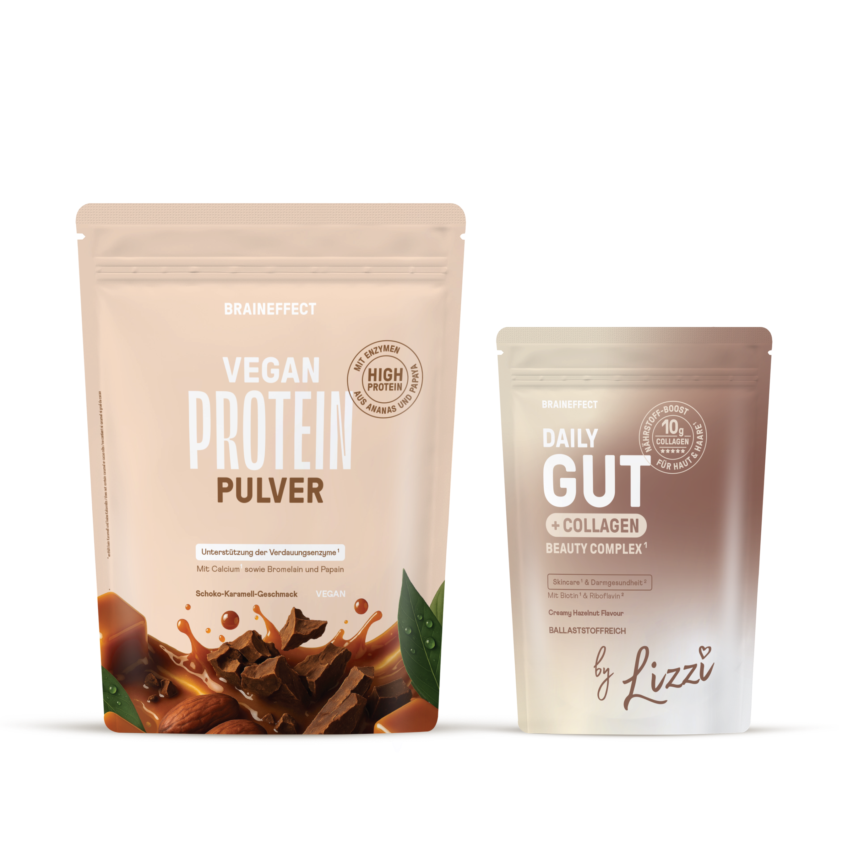 Zwei BRAINEFFECT Beutel vor schwarzem Hintergrund mit den Aufschriften "BRAINEFFECT VEGAN PROTEIN PULVER MIT ENZYMEN HIGH PROTEIN AUS ANANAS UND PAPAYA Unterstützung der Verdauungenzyme Mit Calcium sowie Bromelain und Papain"