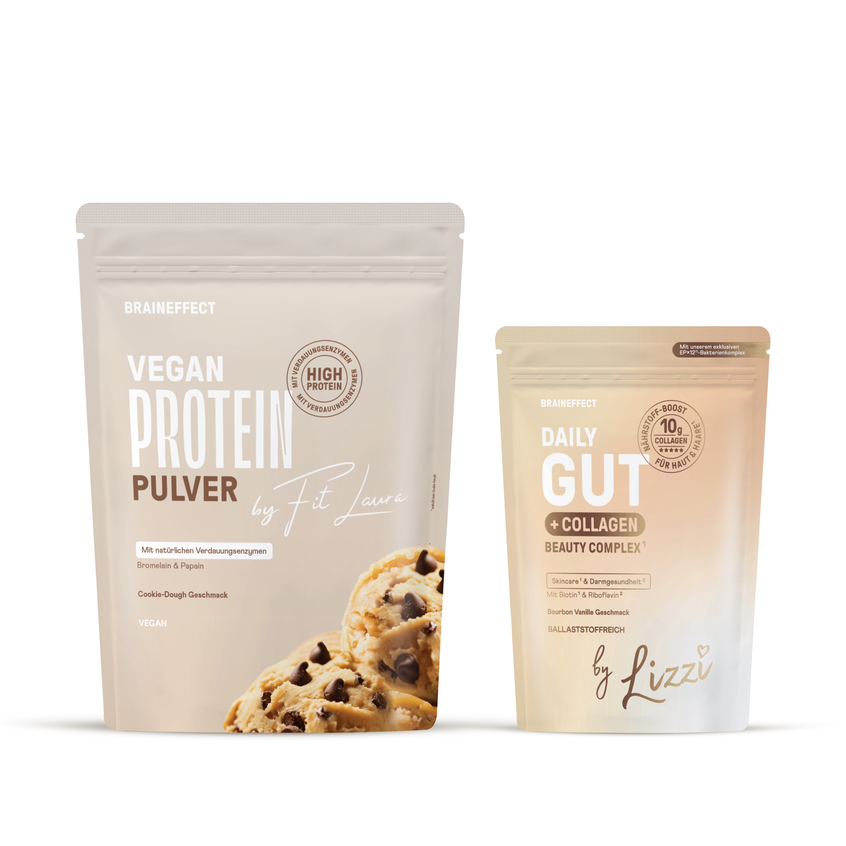 Zwei BRAINEFFECT Standbodenbeutel vor schwarzem Hintergrund mit den Aufschriften "VEGAN PROTEIN PULVER by Fit Laura", "HIGH PROTEIN", "Mit natürlichen Verdauungsenzymen Bromelain & Papain", "Cookie-Dough Geschmack", "VEGAN"